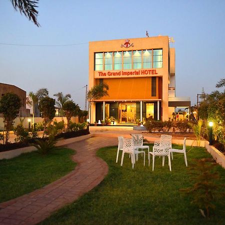 The Grand Imperial Hotel Morbi Ngoại thất bức ảnh