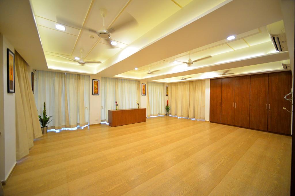 The Grand Imperial Hotel Morbi Ngoại thất bức ảnh