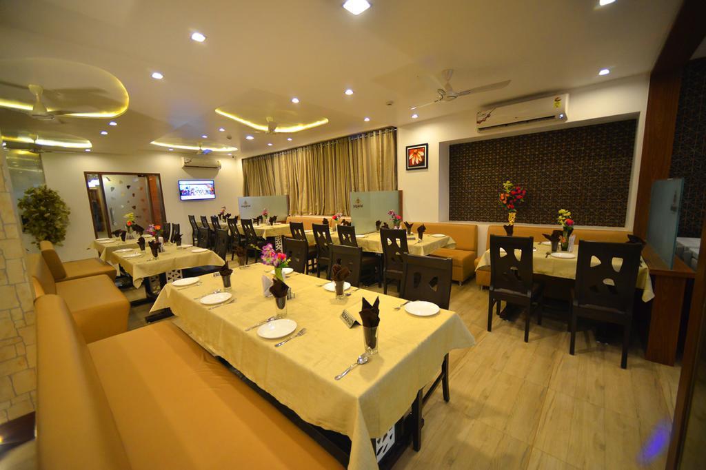 The Grand Imperial Hotel Morbi Ngoại thất bức ảnh
